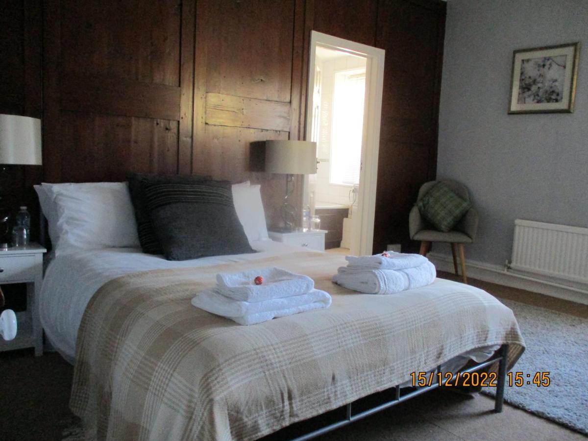 Bed and breakfast Three Tuns Ashwell Extérieur photo