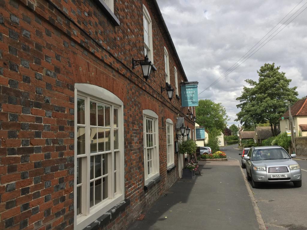 Bed and breakfast Three Tuns Ashwell Extérieur photo